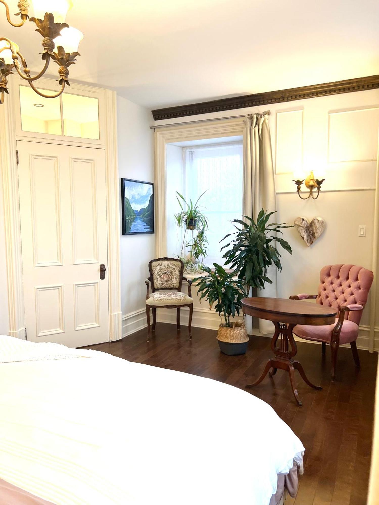 La Demeure Du Capitaine Bed & Breakfast Neuville Exterior photo