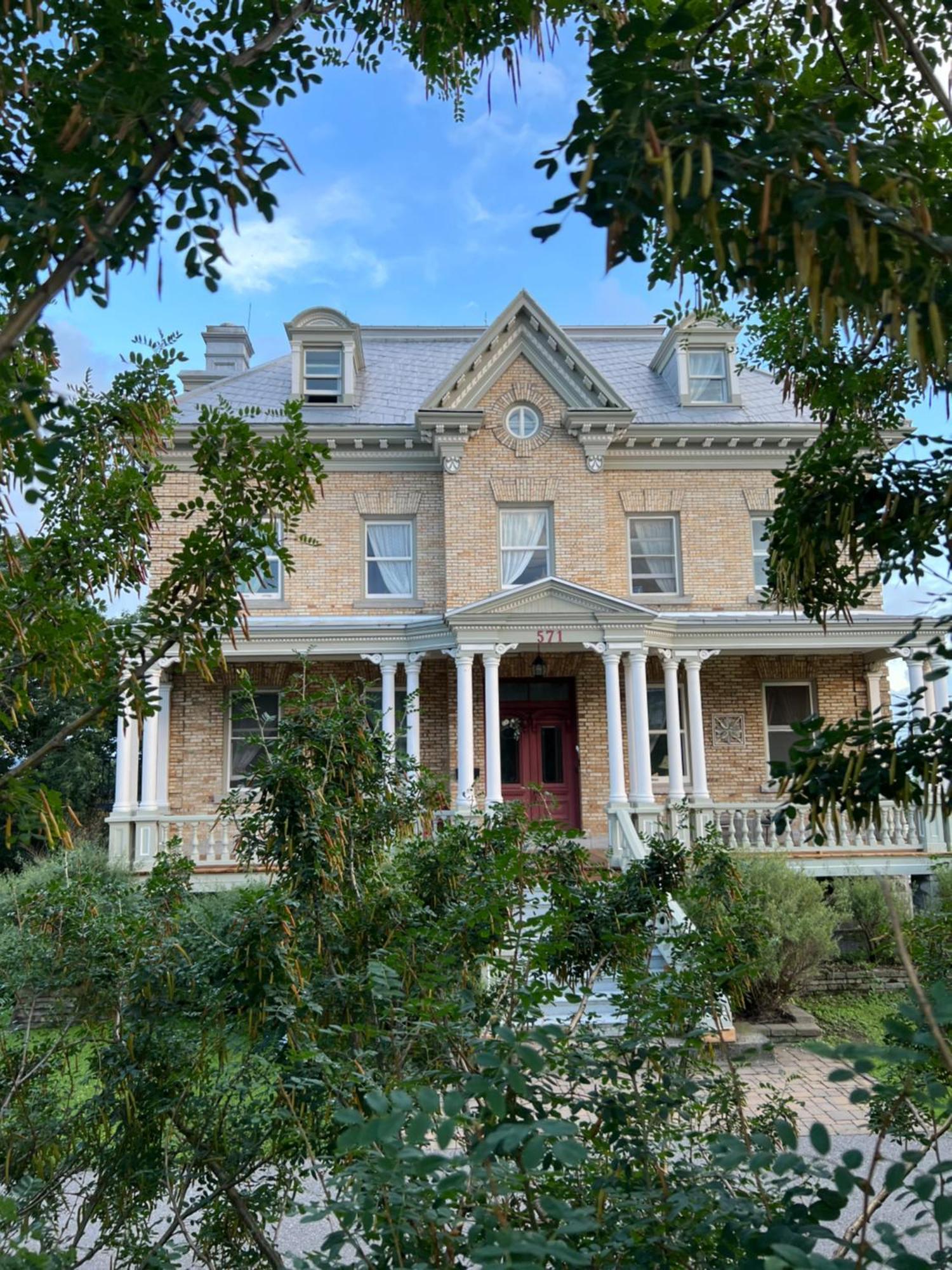 La Demeure Du Capitaine Bed & Breakfast Neuville Exterior photo